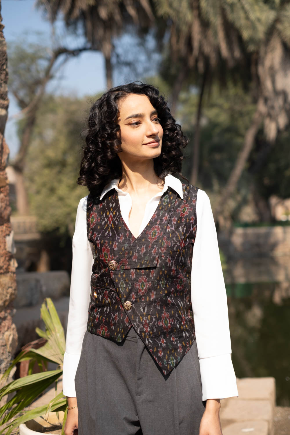 Munia Silk Ikat Sleeveless Waistcoat