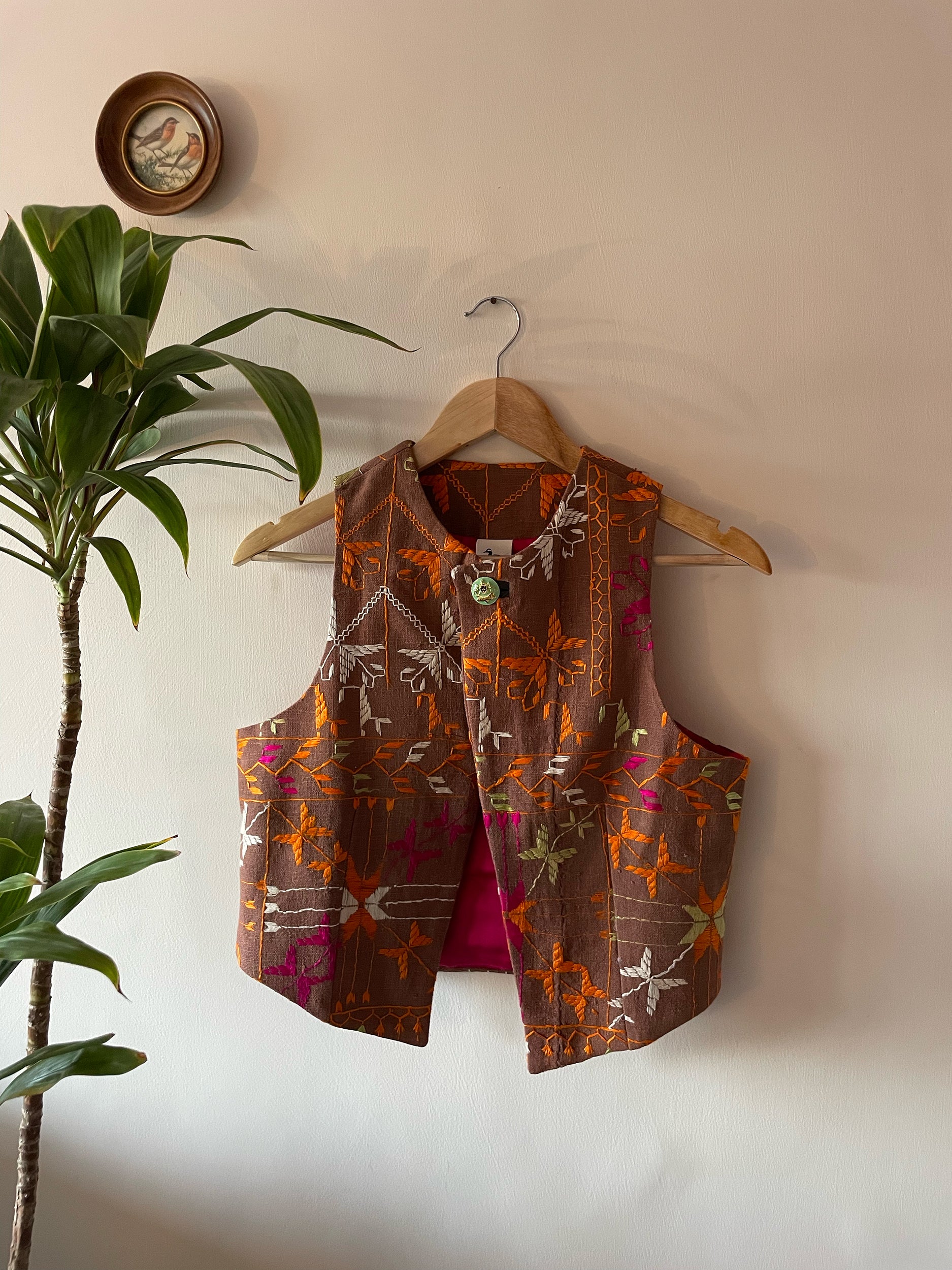 Chidiyaa Phulkari Sleeveless Jacket ~ US6