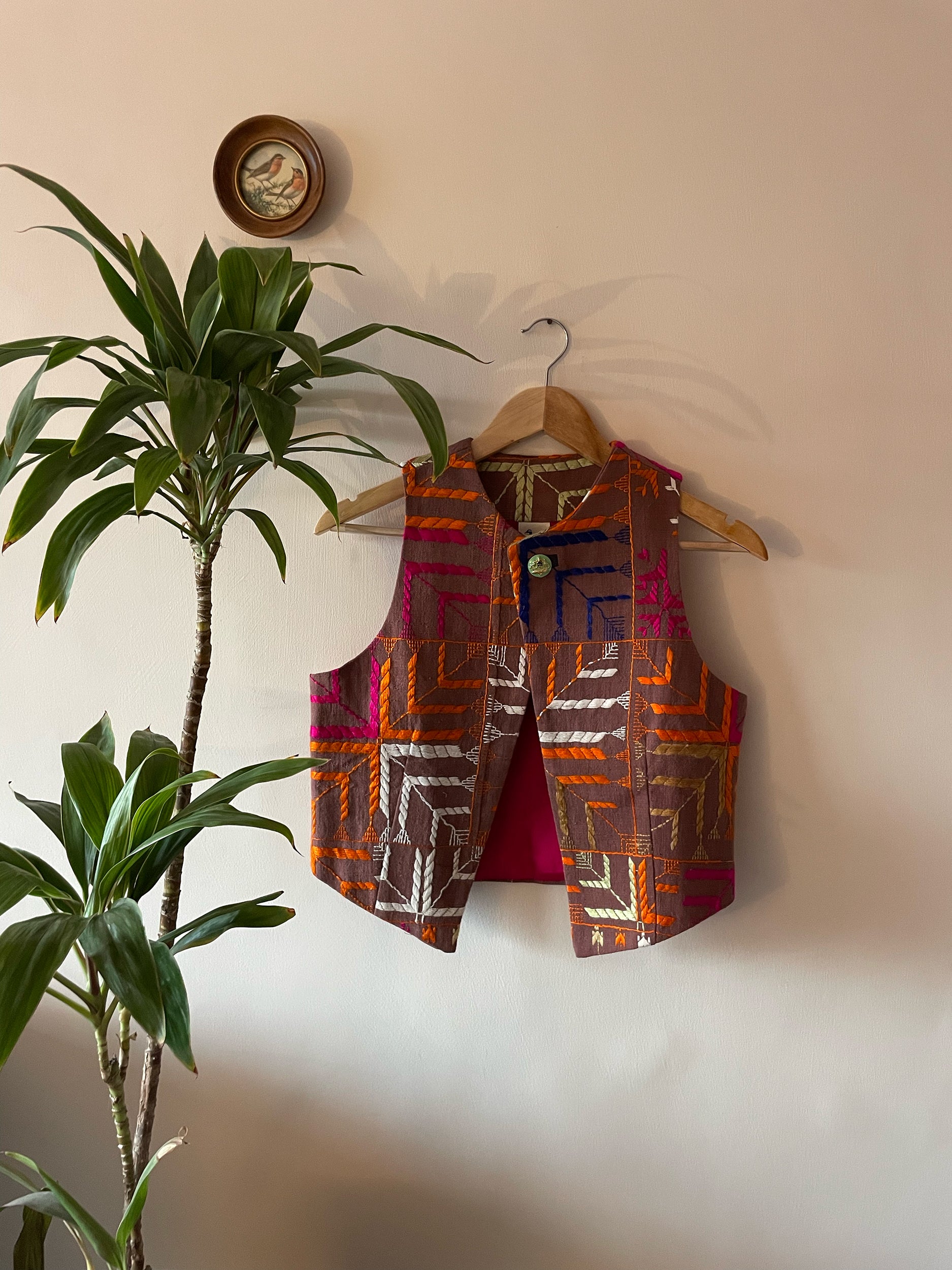 Chidiyaa Phulkari Sleeveless Jacket ~ US6