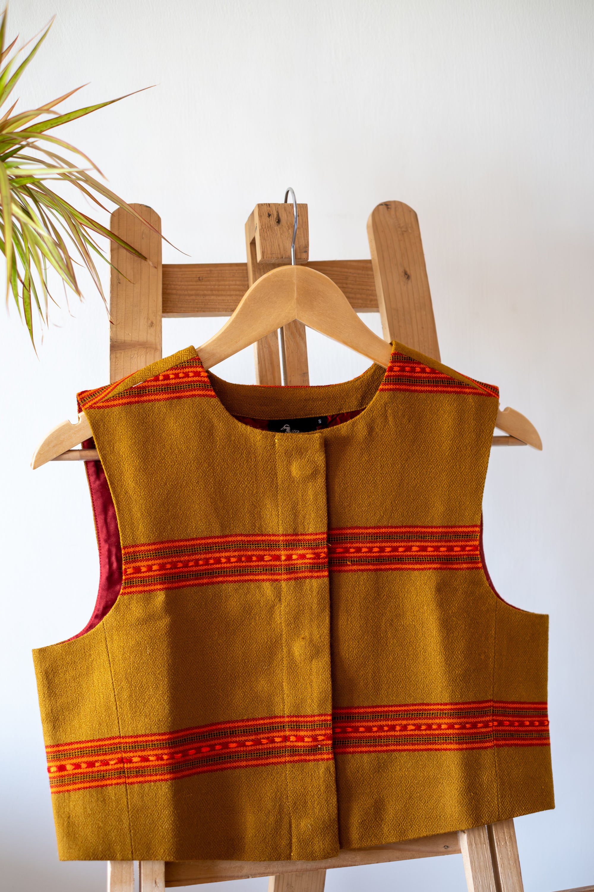 Monal Sleeveless Jacket ~ Mustard ~ US6