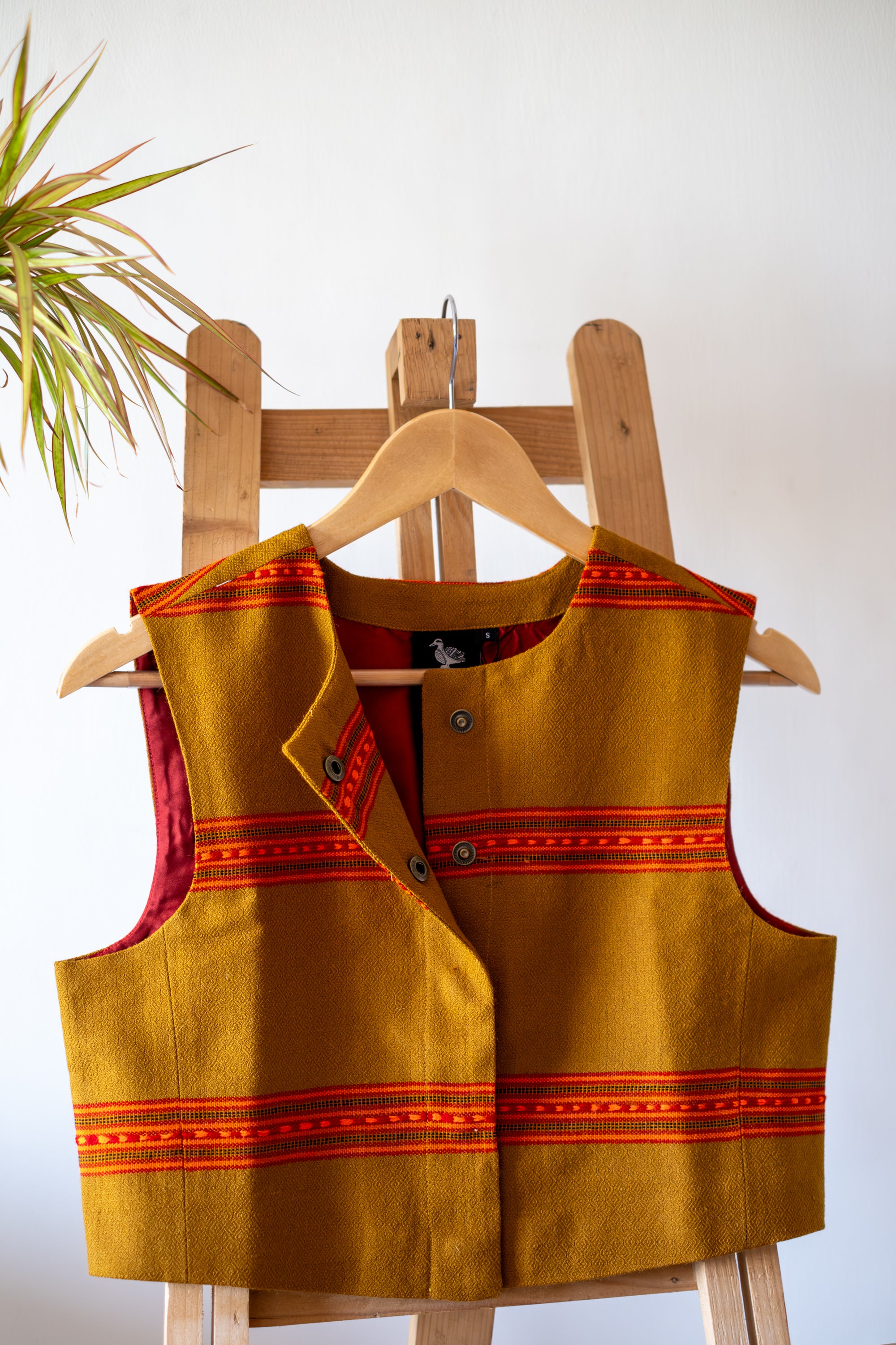 Monal Sleeveless Jacket ~ Mustard ~ US6
