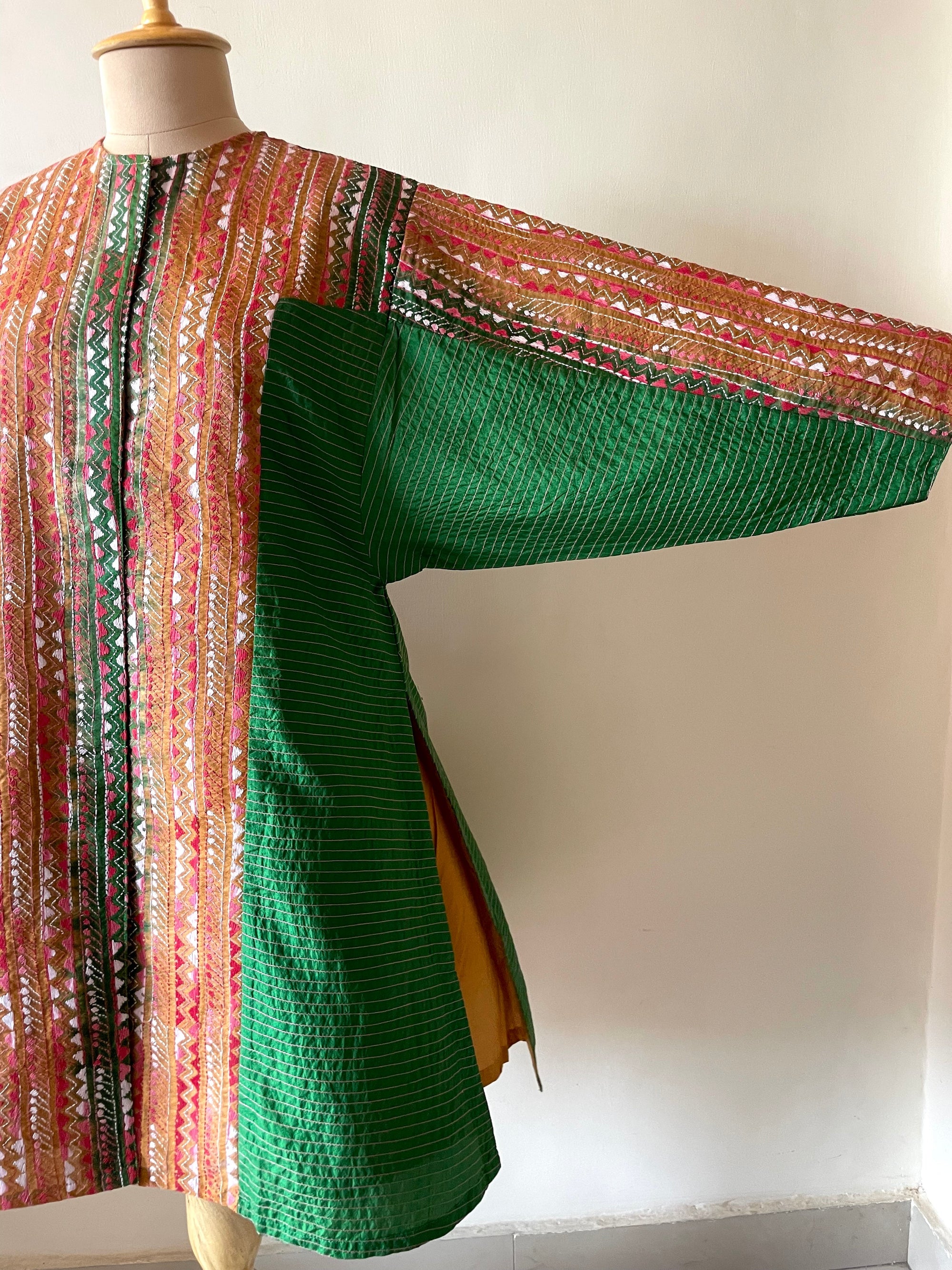 Saaras Silk Kantha Kimono Tunic ~MUKTKM07(M)