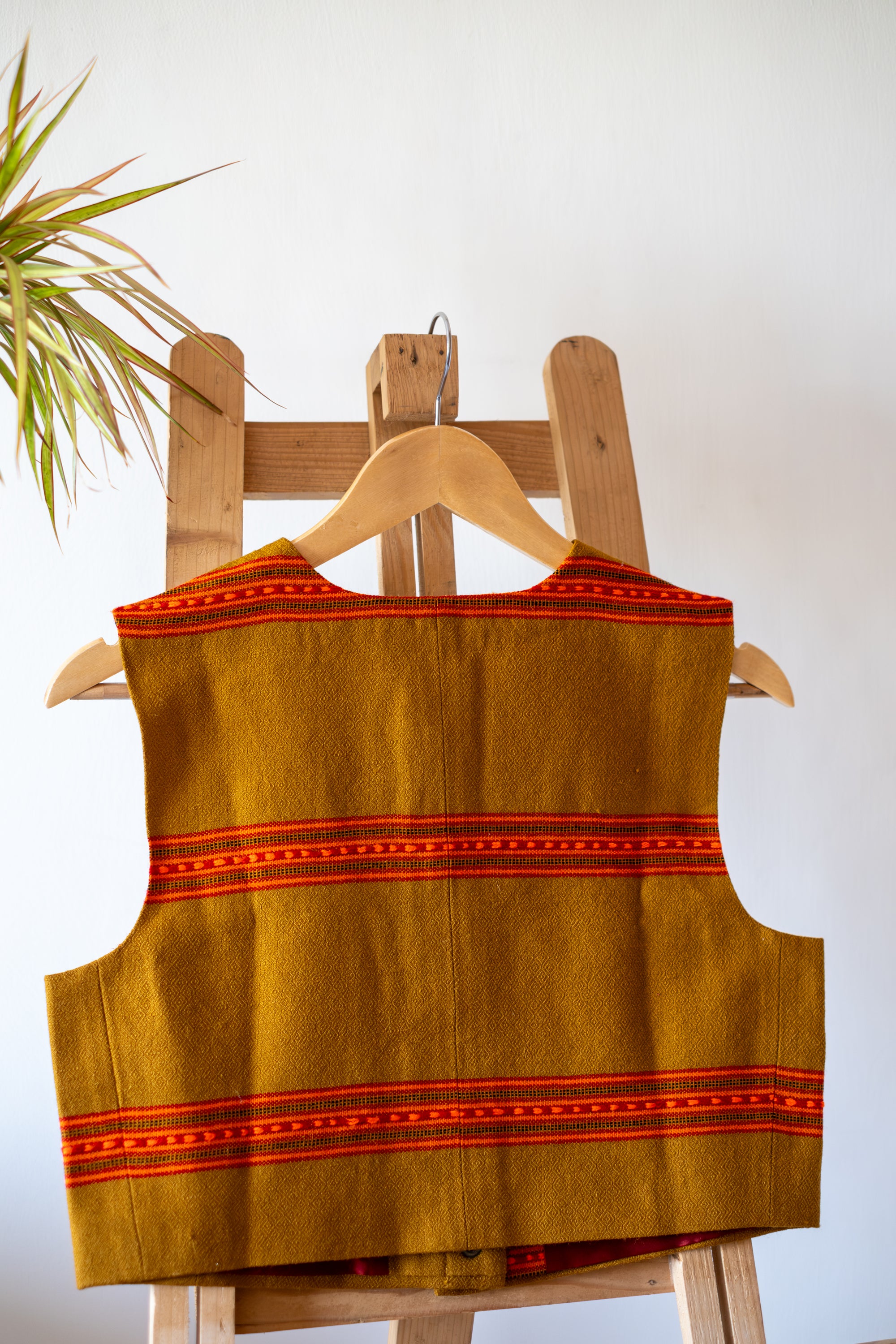 Monal Sleeveless Jacket ~ Mustard ~ US6