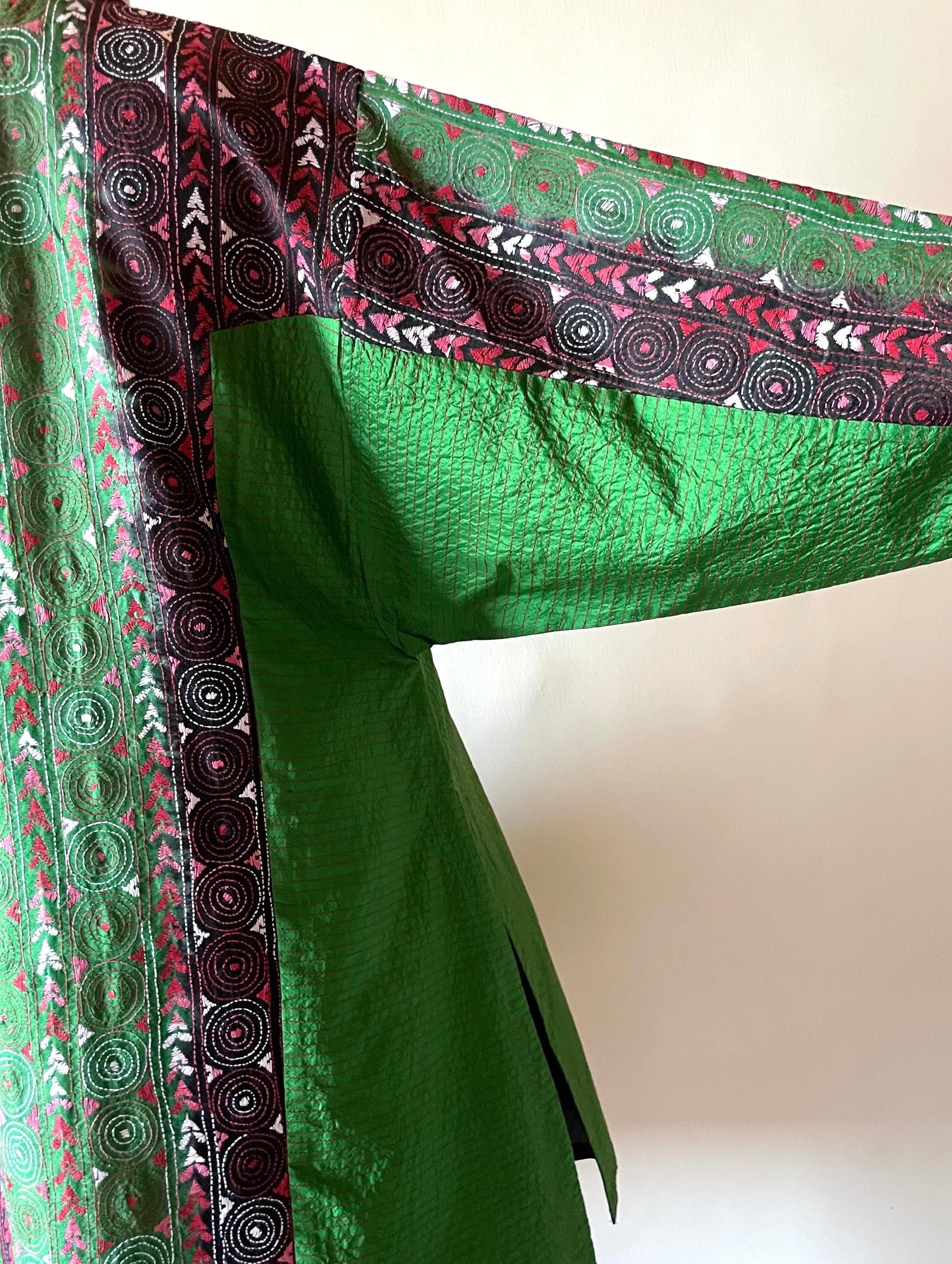 Saaras Silk Kantha Kimono Tunic ~MUKTKM01(M)