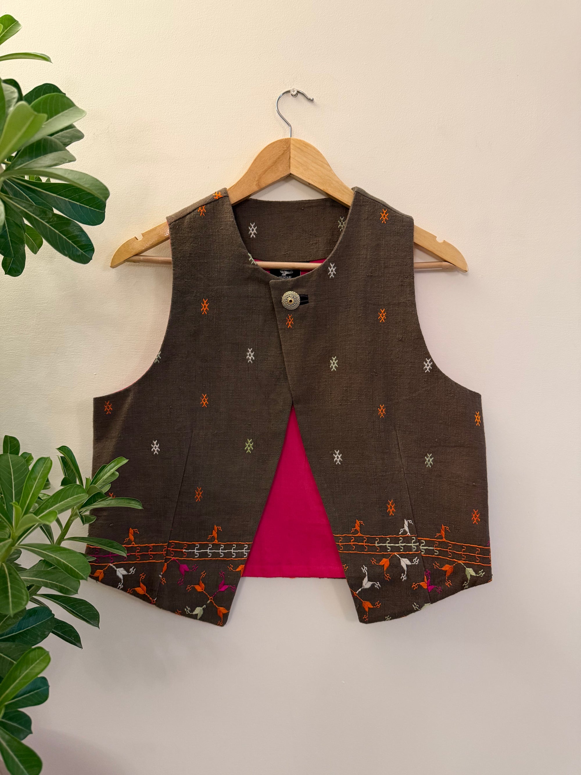 Chidiyaa Phulkari Sleeveless Jacket ~ US12