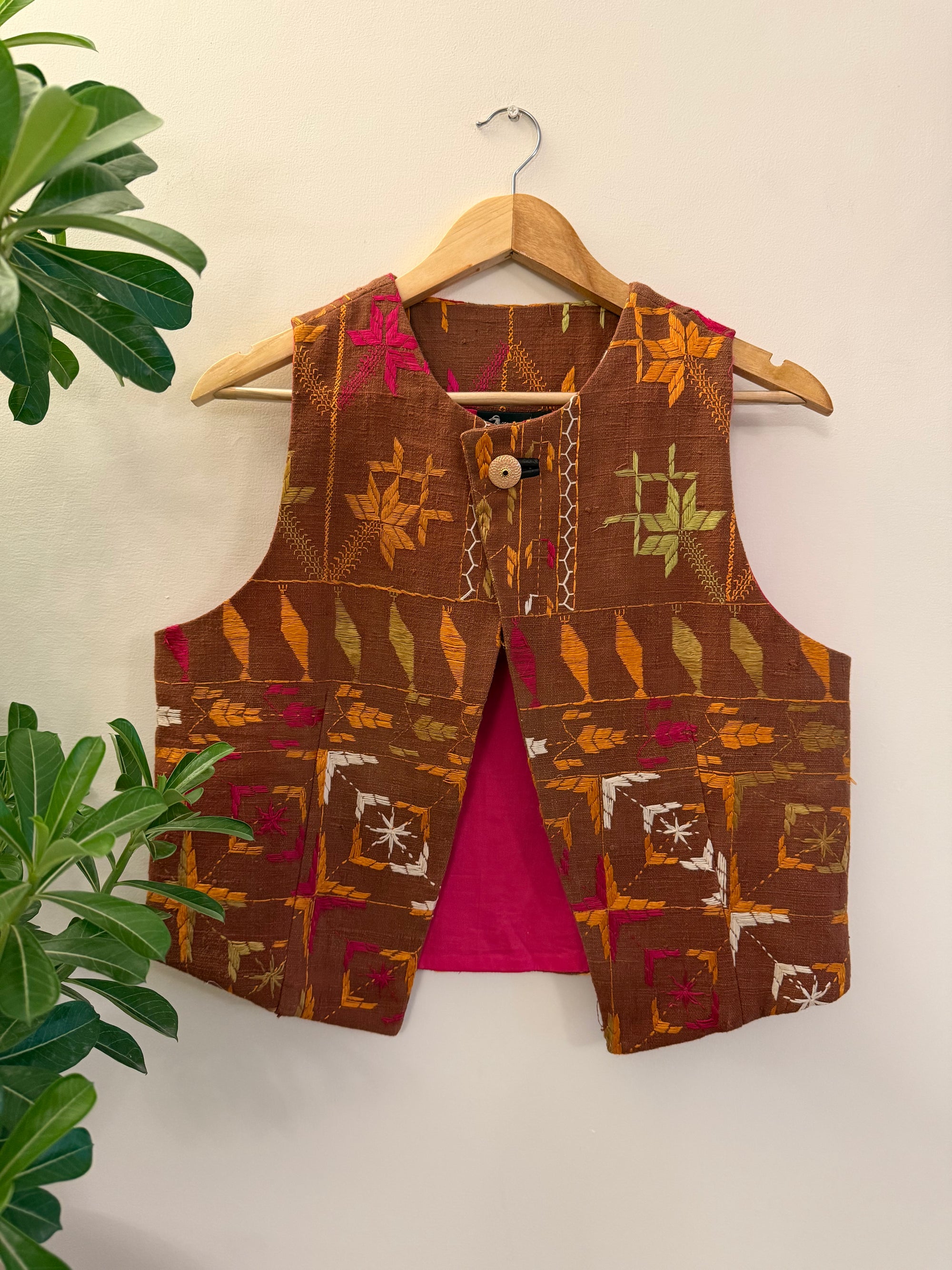 Chidiyaa Phulkari Sleeveless Jacket ~ US14